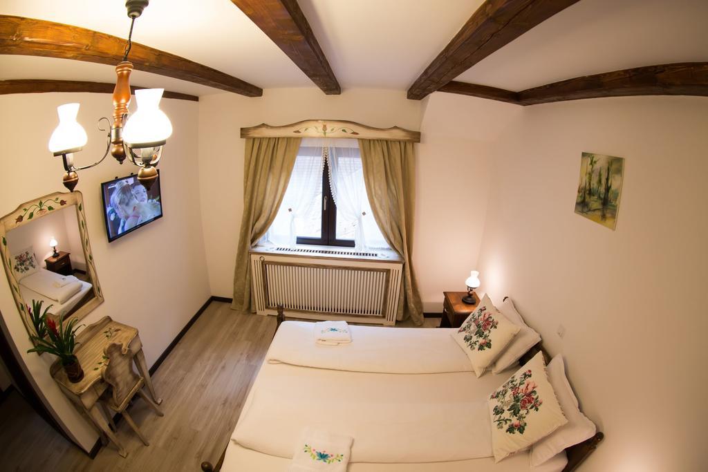 Casa Stefania Ξενοδοχείο Tălmaciu Δωμάτιο φωτογραφία