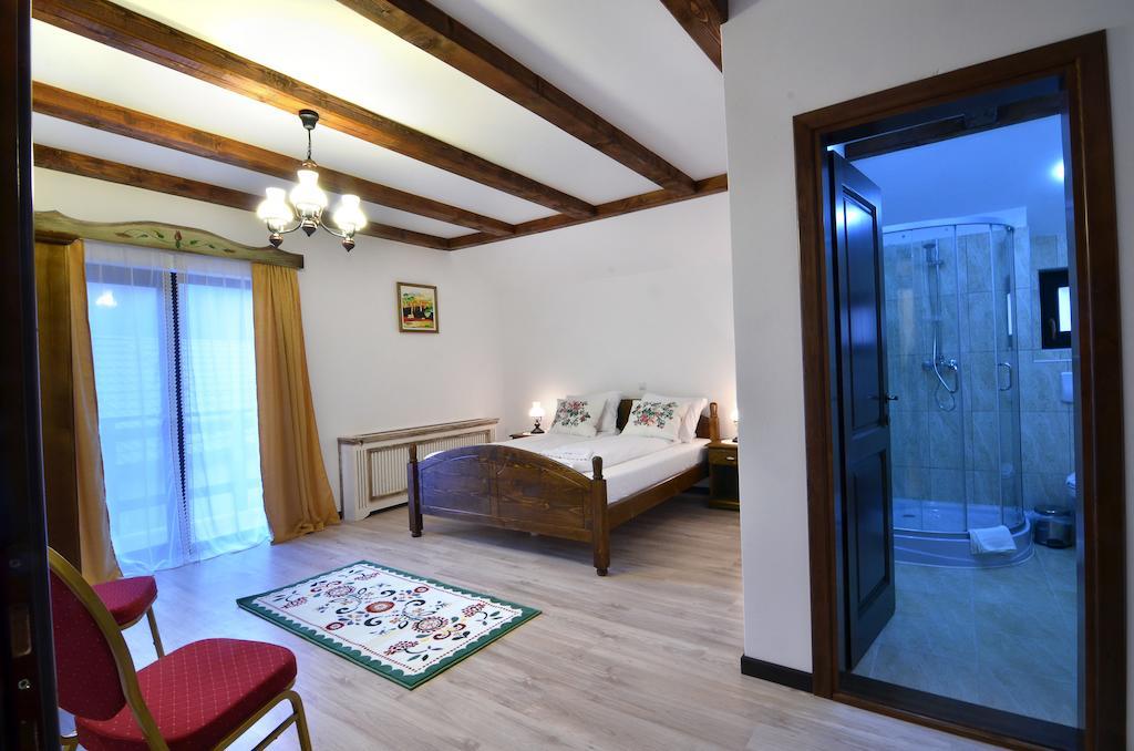 Casa Stefania Ξενοδοχείο Tălmaciu Δωμάτιο φωτογραφία